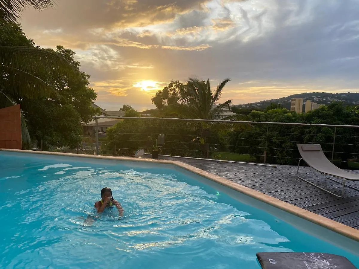 Au Pipiri Leve Appartement Schoelcher Martinique